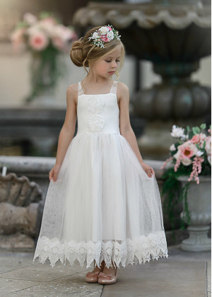 Straight Neck Ivory Lace Tulle Boho Flower Girl Dress Straight Neck Ivory Lace Tulle Boho Flower Girl Dress